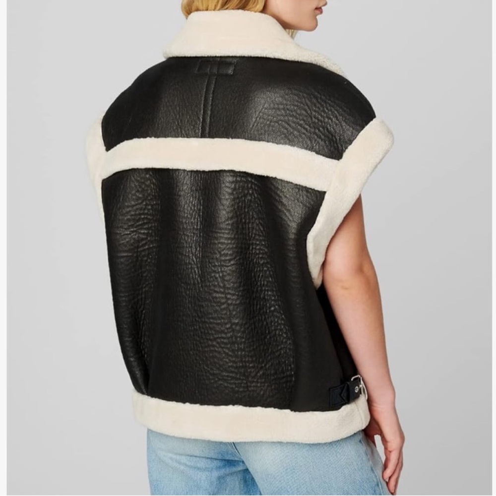 BLANK NYC Black & Ivory Vegan Leather and Sherpa Front Pockets Vest Sz M - Picture 3 of 4